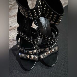 Beautiful Jessica Simpson black heels silver details